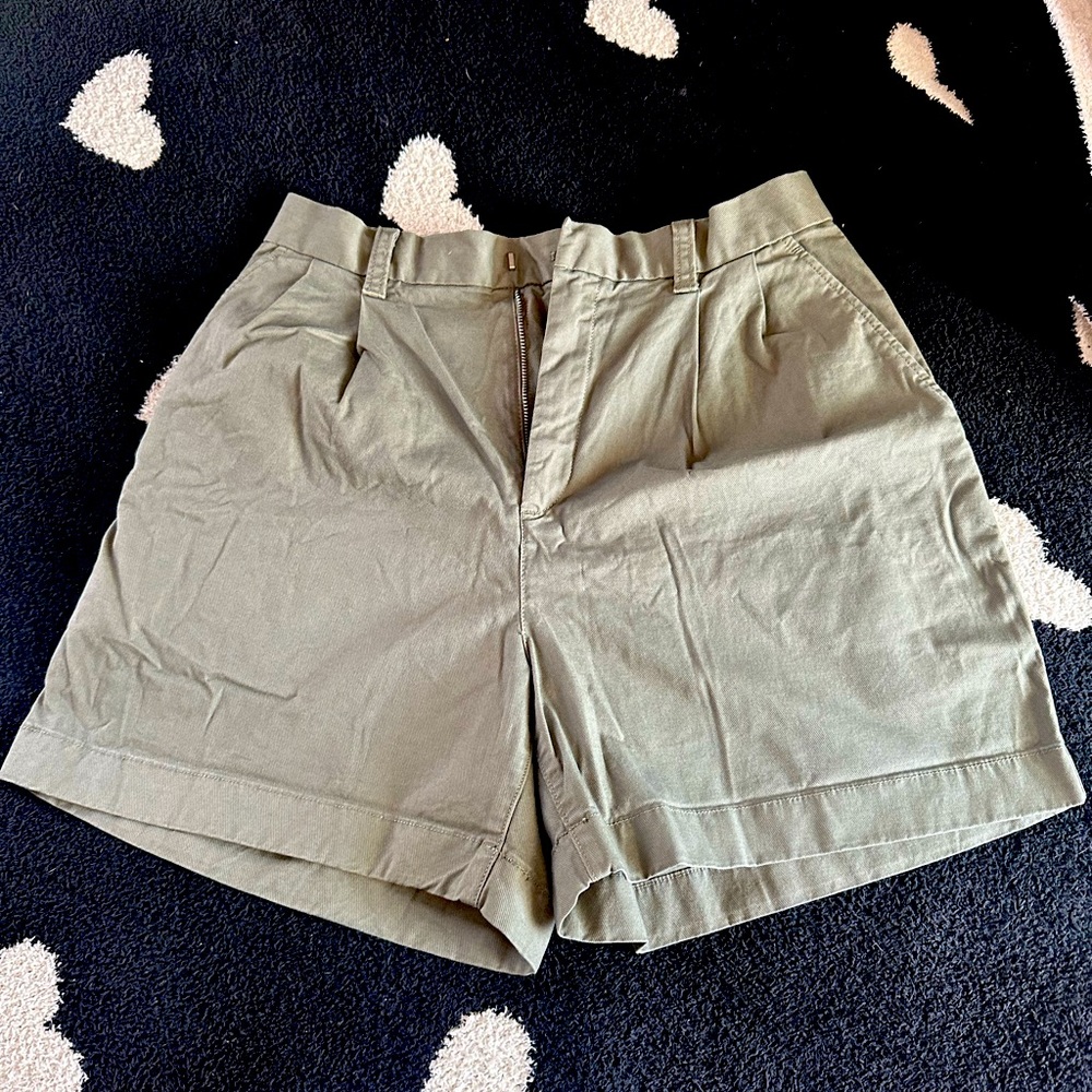 Gap Shorts